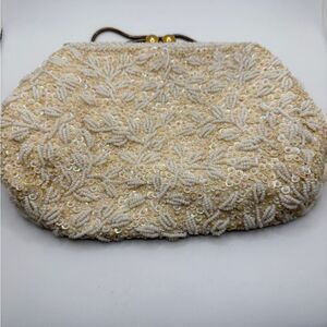 1960s Walborg white beaded clutch purse with gold tone metal‎ top!